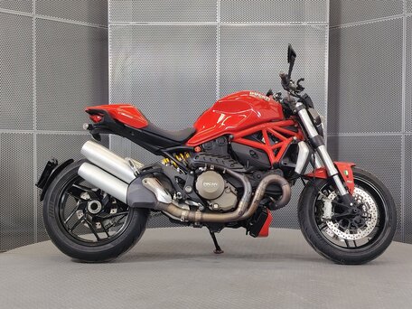 2014 Ducati Monster 1200, красный, 589000 рублей, вид 1