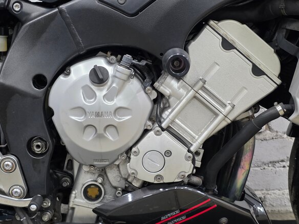 2008 Yamaha FZ1, серый - вид 10