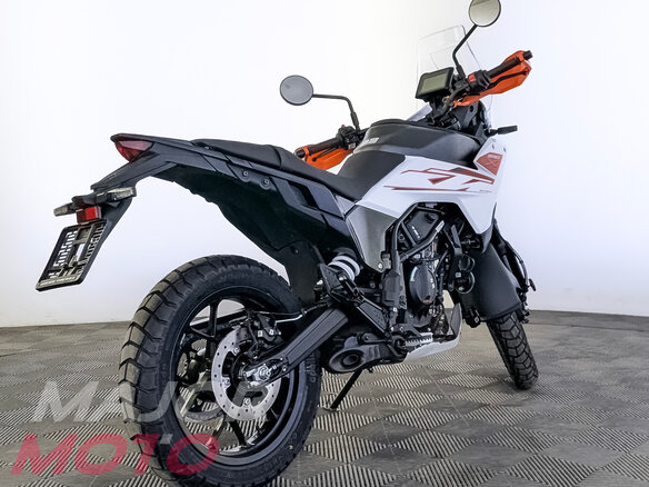 2026 KTM 390 Adventure X, белый, 720000 рублей - вид 1