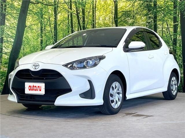 Открыть фотографии: Toyota Yaris IV