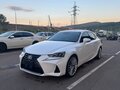 2018 Lexus IS 300h III Рестайлинг, белый, 2490000 рублей