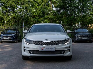 2018 Kia Optima IV Рестайлинг, белый, 1409000 рублей, вид 3