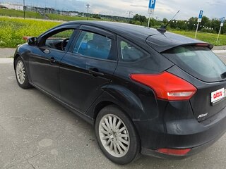 2018 Ford Focus III Рестайлинг, чёрный, 900000 рублей, вид 2