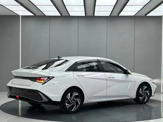 2023 Hyundai Elantra VII (CN7) Рестайлинг, белый, 1250000 рублей, вид 5