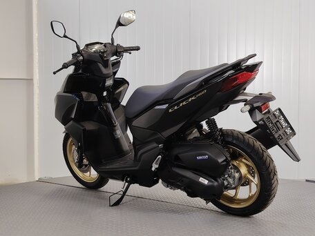 2024 Honda Click, чёрный, 349000 рублей, вид 3