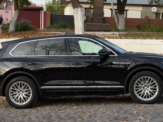 2019 Volkswagen Touareg III, чёрный, 5450000 рублей, вид 5
