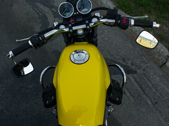 2013 Moto Guzzi V7 Spezial, жёлтый, 688000 рублей - вид 9