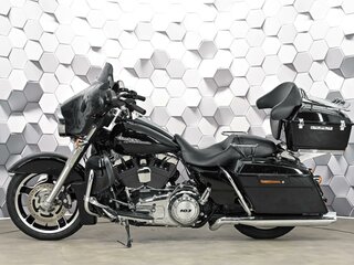 2011 Harley-Davidson Street Glide, чёрный, 1177000 рублей, вид 4