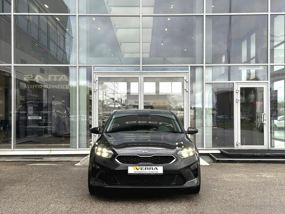 2020 Kia Ceed III, чёрный - вид 1