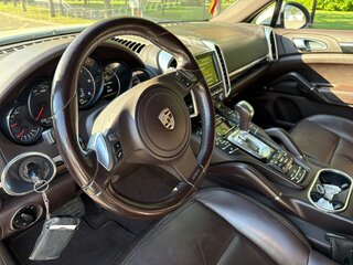 2010 Porsche Cayenne Diesel II (958), белый, 2500000 рублей, вид 5