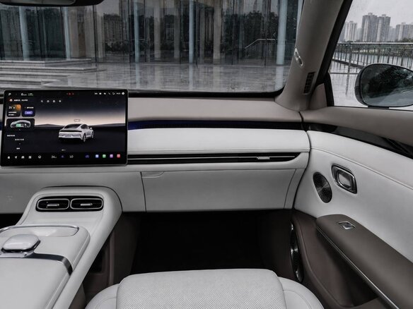 2026 Changan Qiyuan A06 28.39 kWh, фиолетовый - вид 10