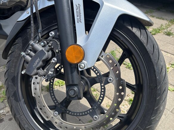 2013 Honda NC 700X, серебристый, 550000 рублей - вид 18
