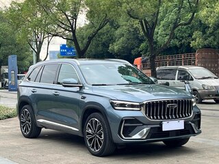 2025 Geely Monjaro (Xingyue L) I Рестайлинг (China Market), серебристый, 3489000 рублей, вид 3
