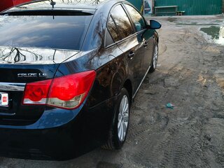 2012 Chevrolet Cruze I Рестайлинг, серебристый, 520000 рублей, вид 4