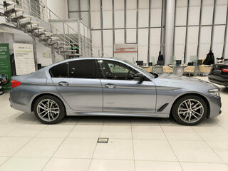 2017 BMW 5 серии 520d VII (G30/G31/G38), серый, 3250000 рублей, вид 4