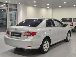 2010 Toyota Corolla X (E140, E150) Рестайлинг, серебристый, 1100000 рублей, вид 5