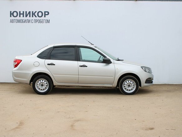 2018 Lada (ВАЗ) Granta I Рестайлинг, серебристый, 339000 рублей - вид 3