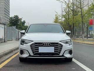2022 Audi A3 35 TFSI Long IV (8Y), белый, 2200000 рублей, вид 2