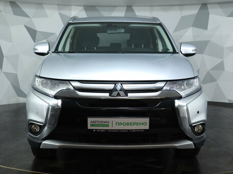 2018 Mitsubishi Outlander III Рестайлинг 2, серебристый, 1525000 рублей, вид 2