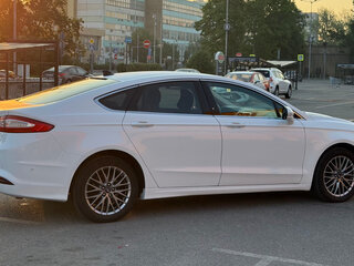 2017 Ford Mondeo V, белый, 1850000 рублей, вид 4
