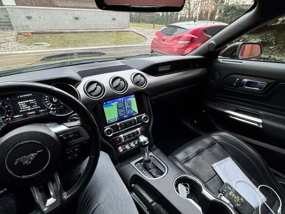 2019 Ford Mustang VI Рестайлинг, коричневый, 3155100 рублей - вид 7