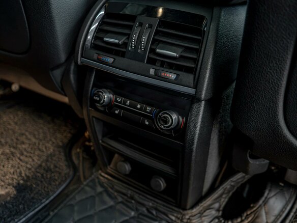 2016 BMW X5 35i III (F15), белый - вид 24