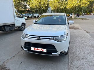 2014 Mitsubishi Outlander III, белый, 1299000 рублей, вид 1
