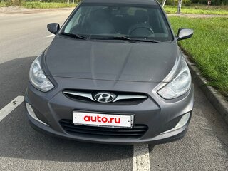 2012 Hyundai Solaris I, чёрный, 690000 рублей, вид 1