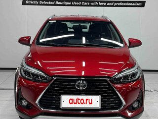 2022 Toyota Yaris L XP150 Рестайлинг, красный, 1330000 рублей, вид 2