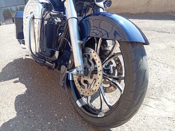 2012 Harley-Davidson Street Glide, синий, 1100000 рублей - вид 5
