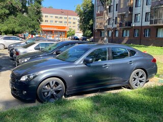 2010 Infiniti M56 IV, серый, 1600000 рублей, вид 1