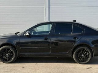 2011 Skoda Octavia DSG7 II (A5) Рестайлинг, чёрный, 560000 рублей, вид 4