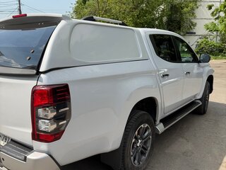 2020 Mitsubishi L200 V Рестайлинг, белый, 3800000 рублей, вид 4