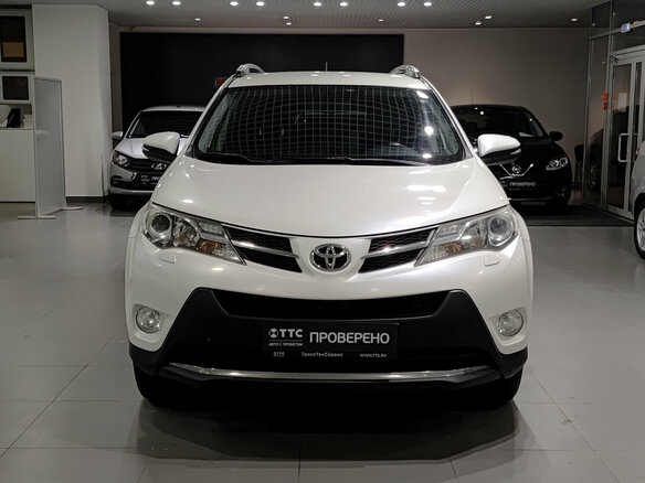 2013 Toyota RAV4 IV (XA40), белый - вид 1