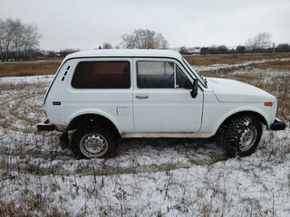 1993 Lada (ВАЗ) 2121 (4x4) I, белый, 150000 рублей, вид 2