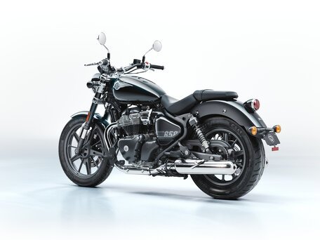 2026 Royal Enfield Super Meteor, чёрный, 764000 рублей, вид 3