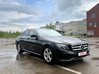 2016 Mercedes-Benz E-Класс 200 V (W213, S213, C238), чёрный, 3100000 рублей, вид 3