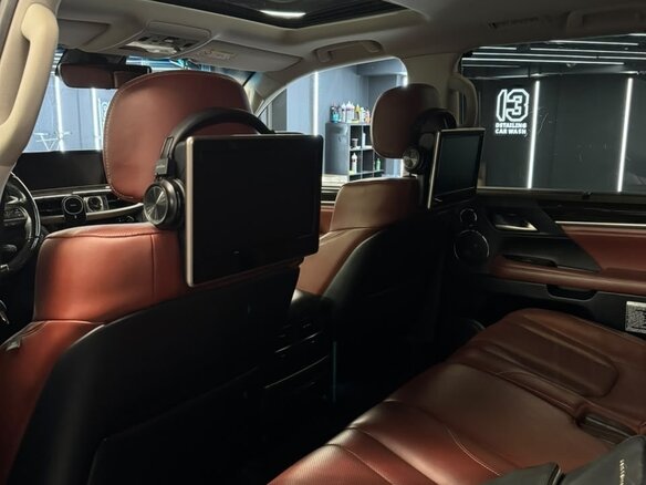 2020 Lexus LX 570 III Рестайлинг 2, чёрный, 8525000 рублей - вид 14
