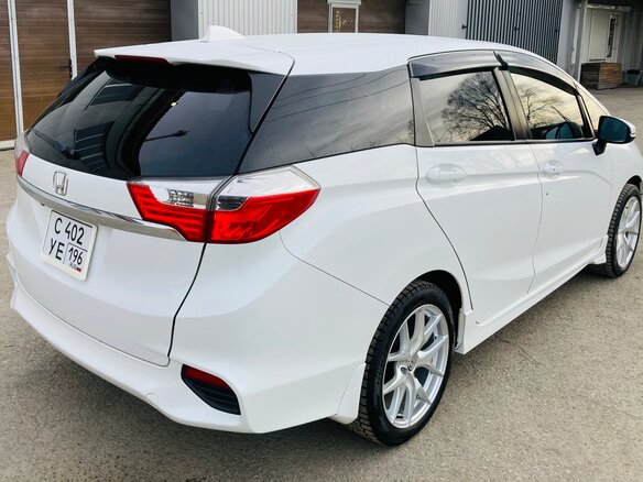 2017 Honda Shuttle II, белый, 1750000 рублей - вид 11