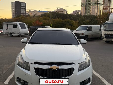 2011 Chevrolet Cruze I, белый, 630000 рублей, вид 2