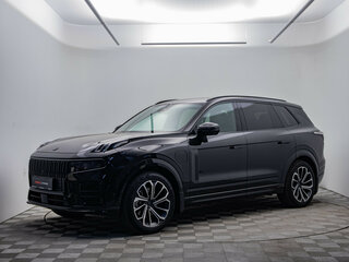 Lynk & Co 09 PHEV
