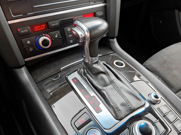 2012 Audi Q7 I (4L) Рестайлинг, чёрный, 1799000 рублей - вид 24