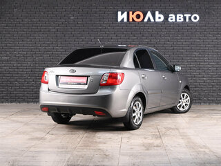2009 Kia Rio II Рестайлинг, серый, 520000 рублей, вид 4