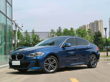 2022 BMW 1 серии 120i III (F52) Рестайлинг, синий, 1520000 рублей, вид 1