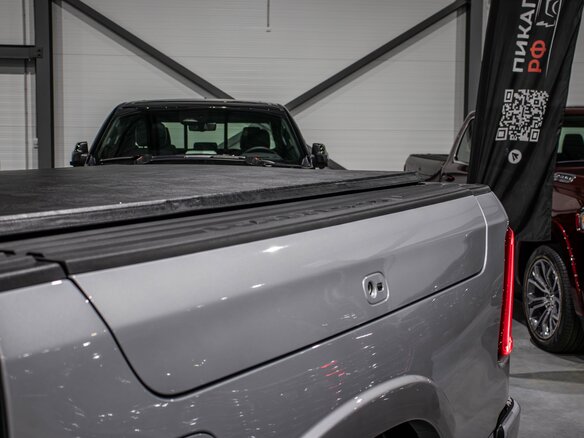 2026 Ram 1500 Crew Cab eTorque V Рестайлинг, серебристый, 11300000 рублей - вид 15