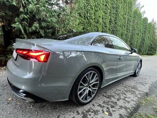 2021 Audi A5 45 TFSI II (F5) Рестайлинг, серый, 4550000 рублей, вид 3