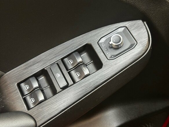 2021 Haval Jolion I, красный, 1440000 рублей - вид 10