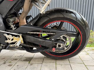 2005 Yamaha YZF-R1, красный, 575000 рублей, вид 4