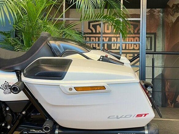 2024 Harley-Davidson CVO Road Glide ST, белый, 4900000 рублей - вид 16