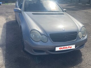 2005 Mercedes-Benz C-Класс 180 II (W203) Рестайлинг, бежевый, 400000 рублей, вид 2
